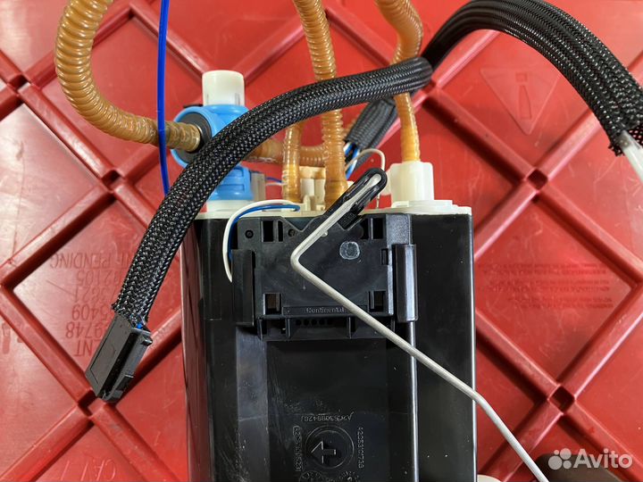 Насос топливный, Jaguar F-Type 2016