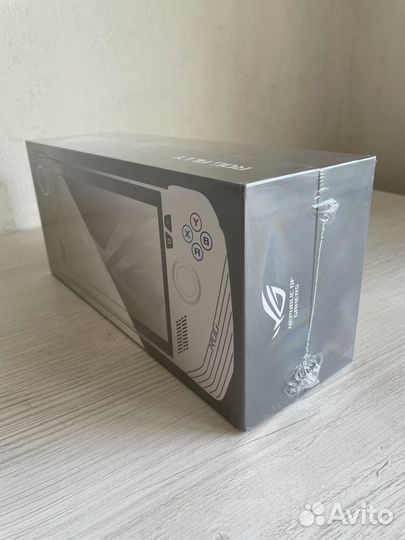 В наличии Asus ROG Ally Extreme