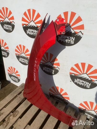 Крыло переднее правое Mazda Mazda6