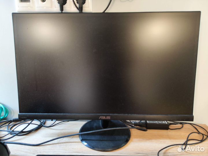 Безрамочный монитор asus 27