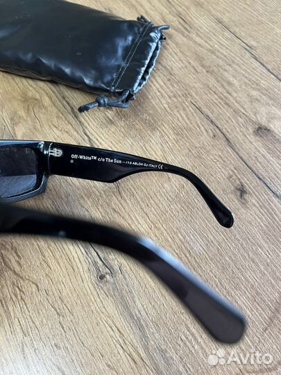 Солнцезащитные очки Off white, офф вайт