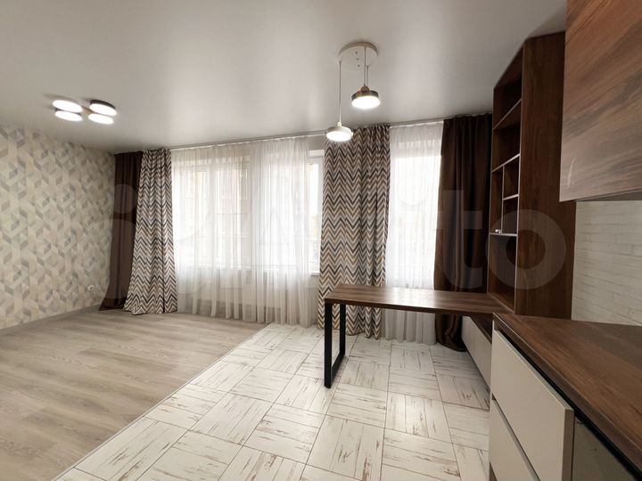 3-к. квартира, 90 м², 5/16 эт.