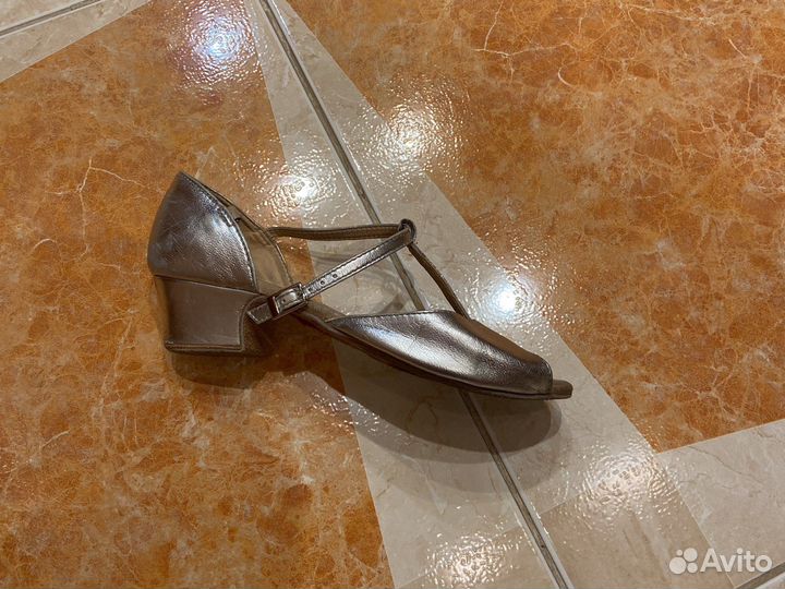 Туфли для бальных танцев для девочки,размер 34