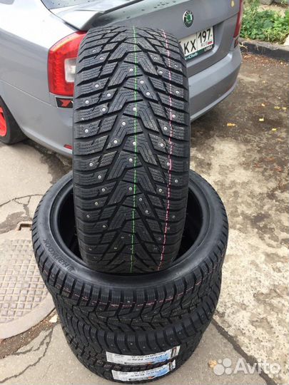 Hankook Winter I'Pike RS2 W429 225/40 R18 92T