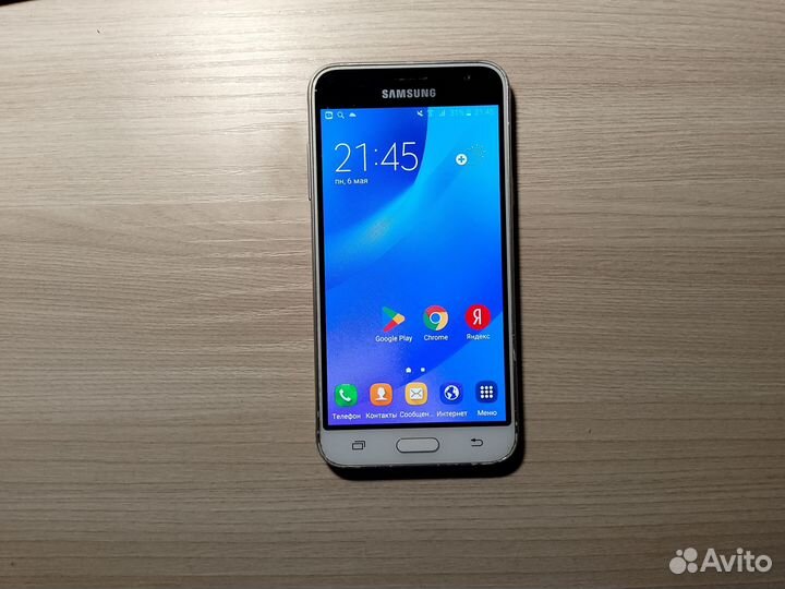 Samsung Galaxy J3 (2016) SM-J320F/DS, 8 ГБ