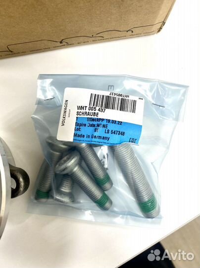 Подшипник ступицы VAG 5K0498621