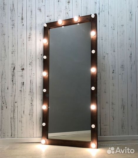 Зеркало с подсветкой