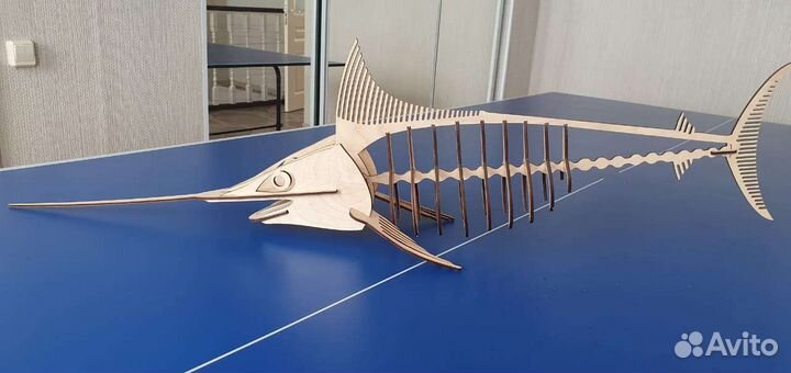 Рыба меч под бутылку для алкоголя