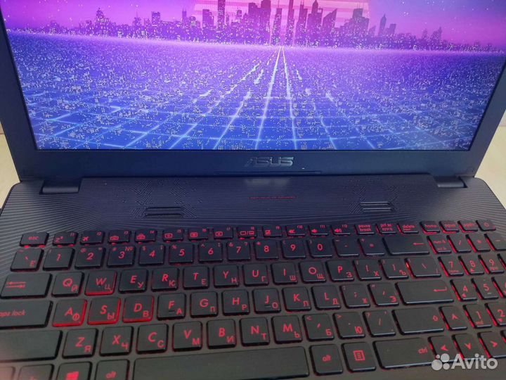 Игровой ноутбук asus