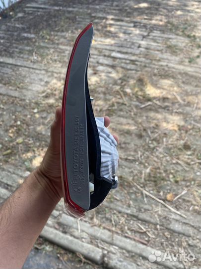 Фонарь на крышку багажника toyota corolla Е 150