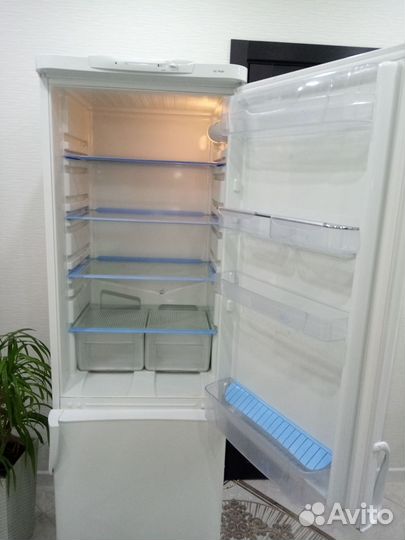 Холодильник Индезит ноу фрост