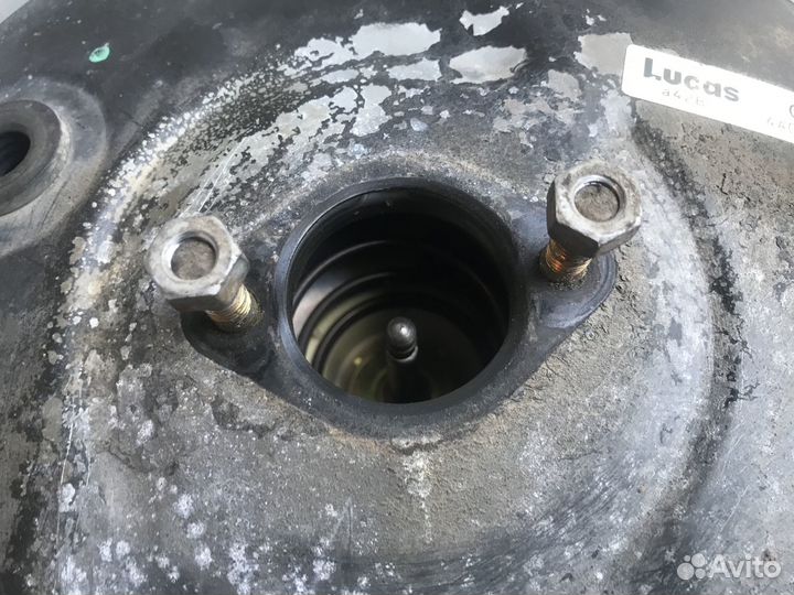 Усилитель тормозов вакуумный Audi 80 B3 Ауди