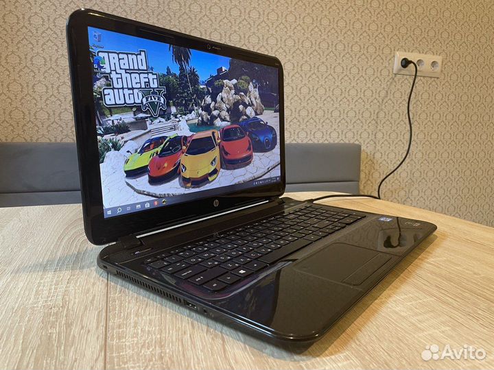 Ноутбук HP 4 ядpа/6gb озу/SSD-диск/2 видеокарты