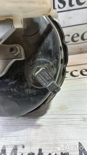 Вакуумный усилитель тормозов Mercedes-Benz E-Class