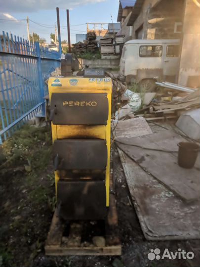 Котел отопительныи