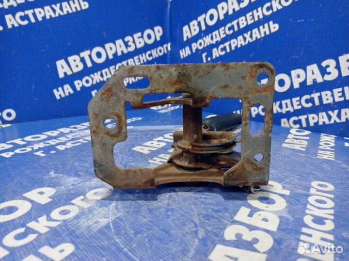 Ручник Ford Focus 2 седан 2007