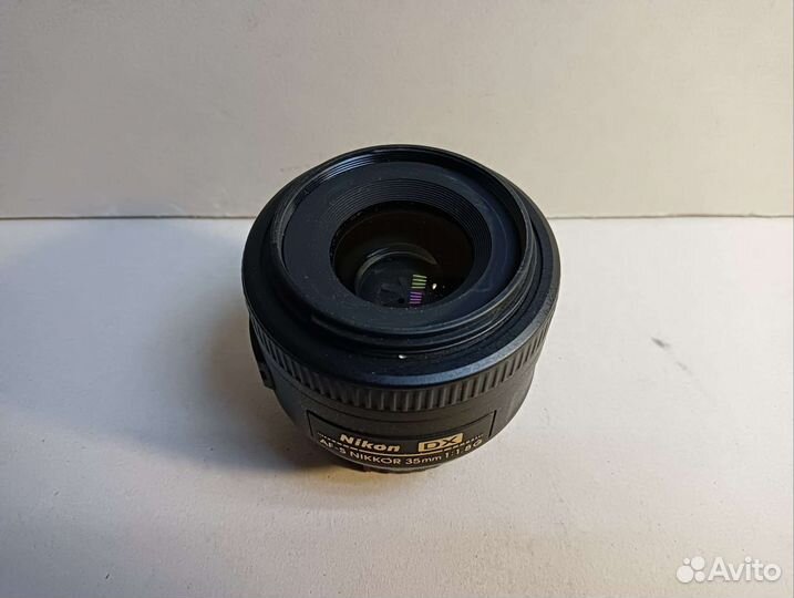 Объектив Nikon 35mm f/1.8G AF-S DX Nikkor