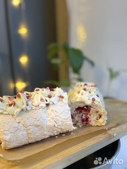 Меренговый рулет