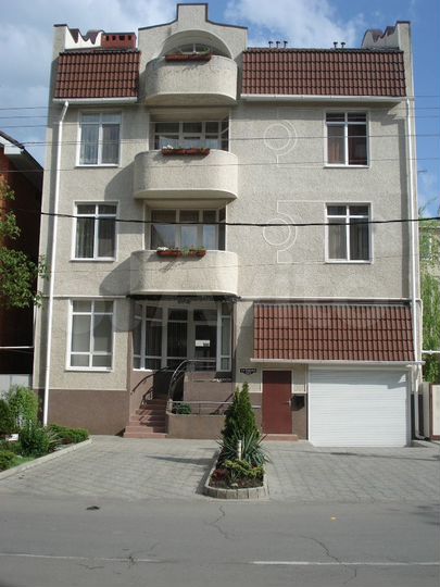 Гостевой дом, 704 м²