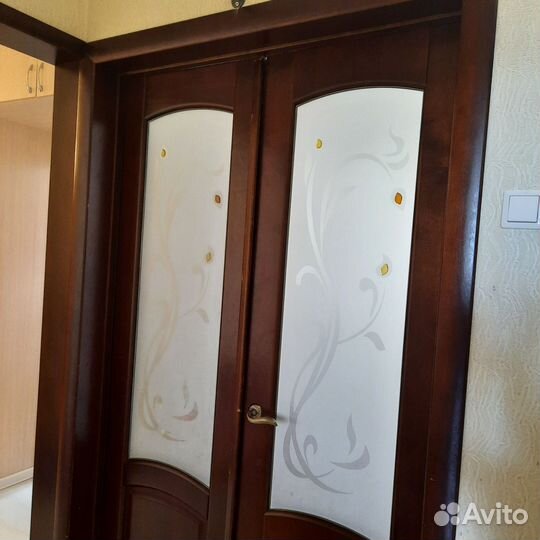 Межкомнатные двери бу деревянные