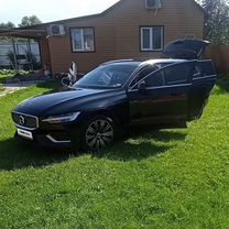 Volvo V60 2.0 AT, 2019, 210 000 км, с пробегом, цена 2 650 000 руб.