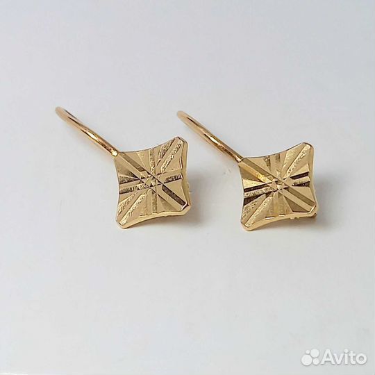 Золотые серьги