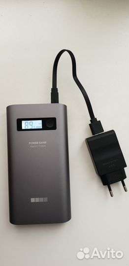 Внешний аккумулятор InterStep PB15000QC4U