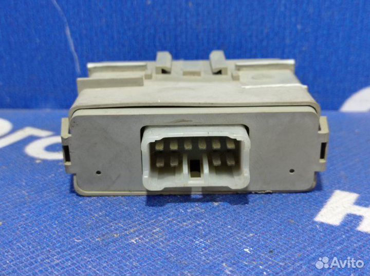 Блок управления люком Mitsubishi Galant 8 седан