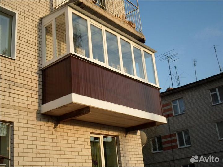 Остекление балконов под ключ