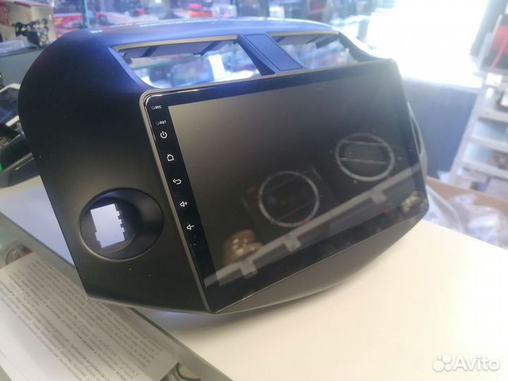 Toyota Rav4 android магнитола новая