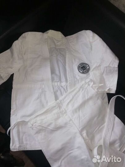 Кимоно на ребенка 10-12лет +боккэн в чехле