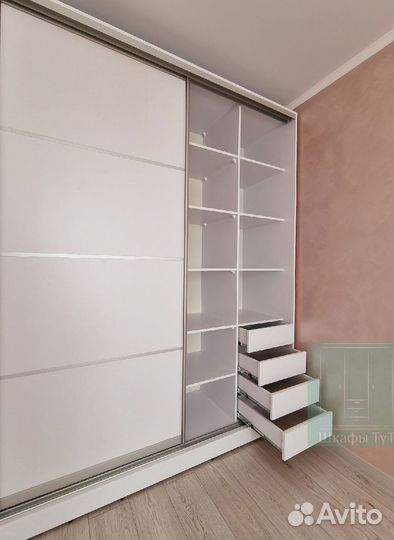 Шкаф в прихожую