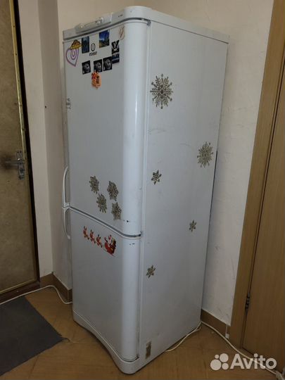 Холодильник бу