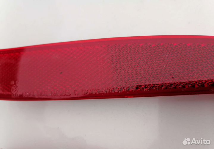 Отражатель в бампер задний Hyundai Elantra