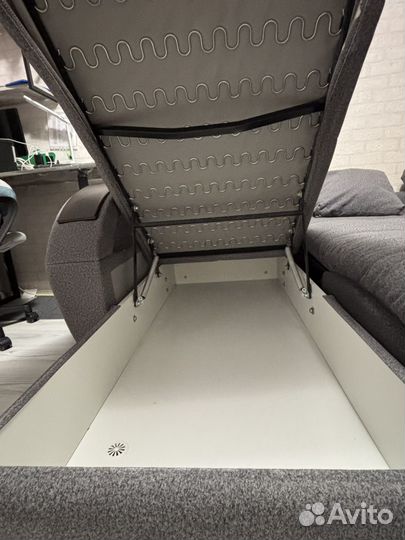 Диван Монреаль