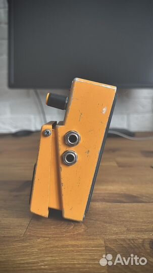 Гитарная педаль boss DS-2