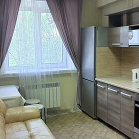 1-к. квартира, 40 м², 1/4 эт.