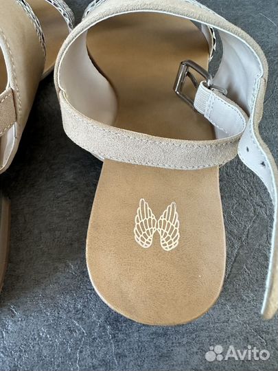 Сандалии со змеиным принтом Victoria’s Secret