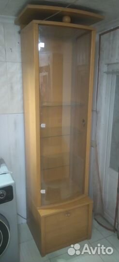 Шкаф