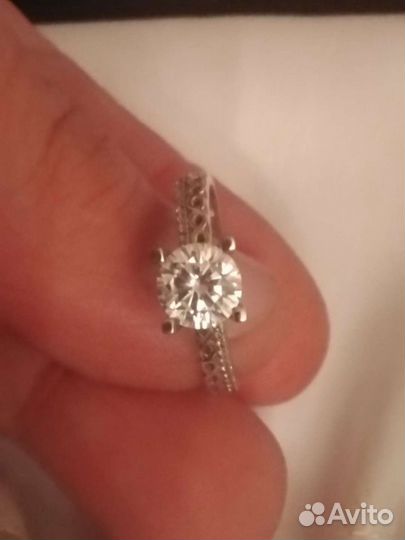 Серебряное кольцо женское