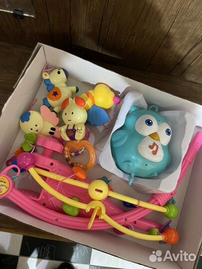 Детский мобиль в кроватку с держателем