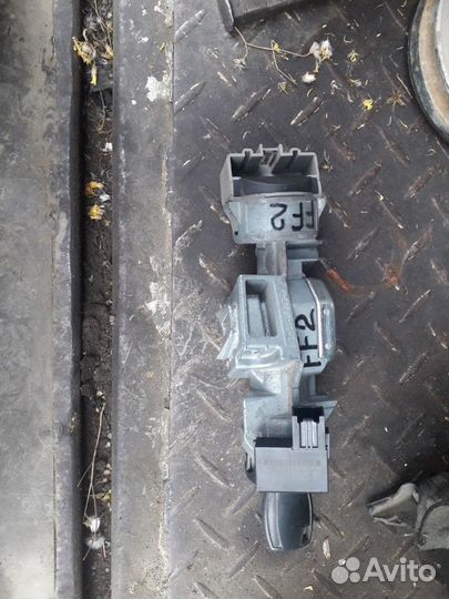 Замок зажигания Ford Focus 2