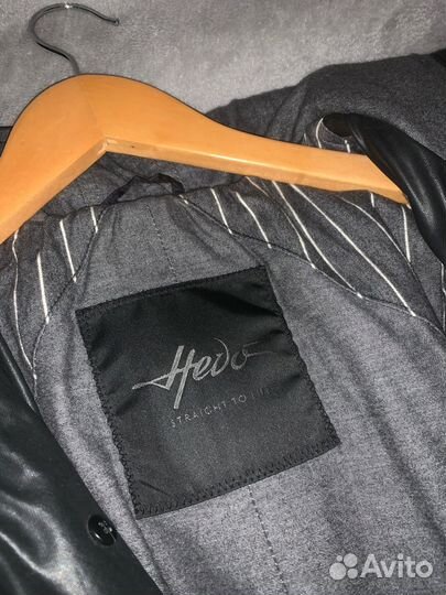 Кожаный плащ