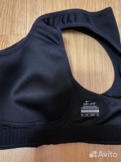 Топ Nike dri-fit XS