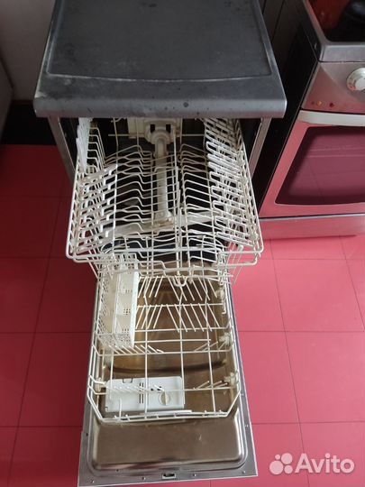 Продам посудомоечную машину б/у