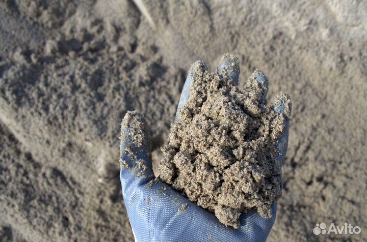 Песок в мешках