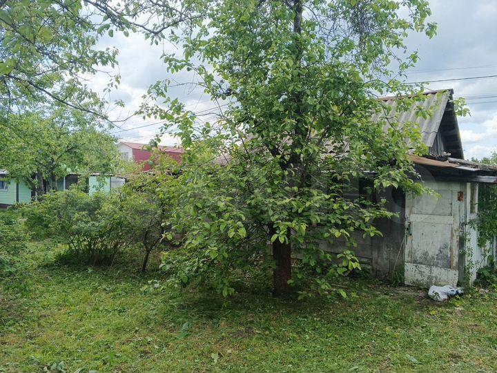 Дача 20 м² на участке 6 сот.