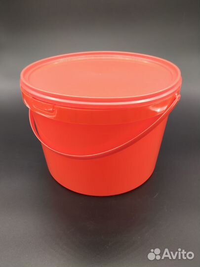 Банки пластиковая тара