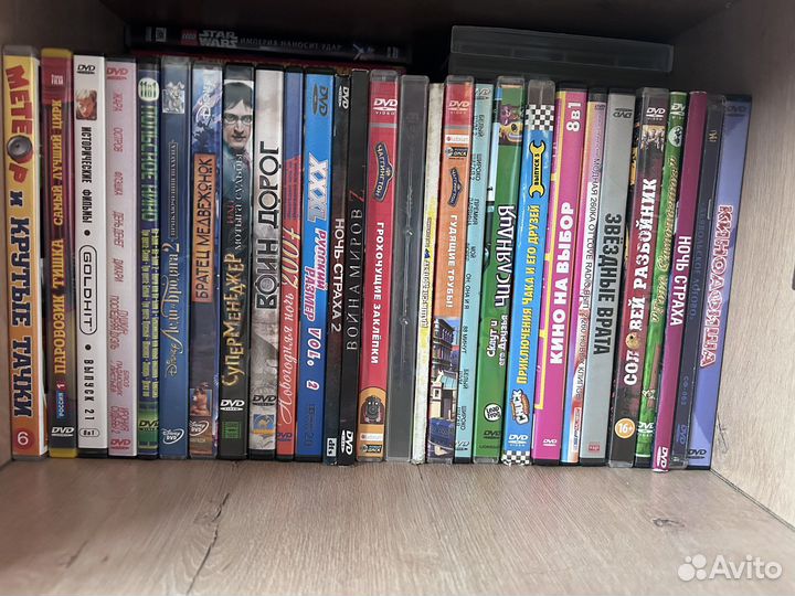 Dvd диски мультфильмы,фильмы,музыка