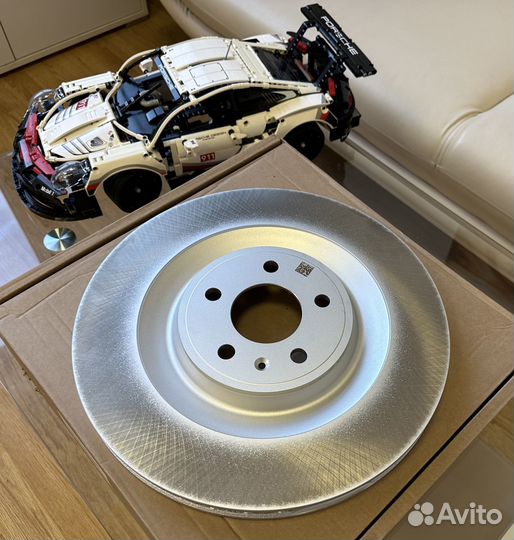 Диск тормозной задний Porsche Macan 95B